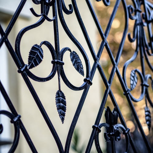 Kovácsoltvas kertek Csíkszereda - Steel Artisan